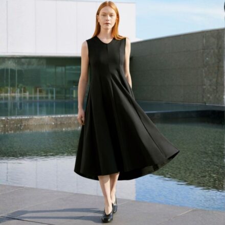Розкльошена сукня UNIQLO x THEORY серії EXTRA STRETCH
