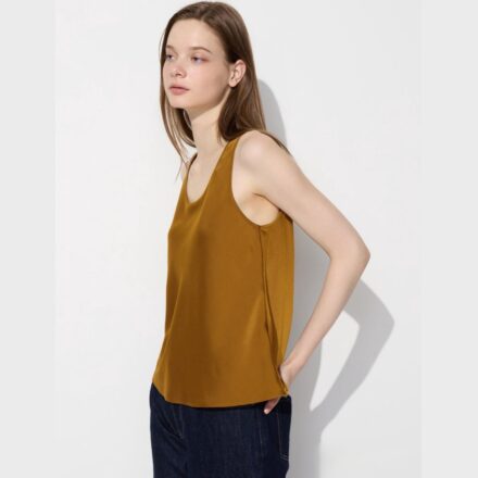 Атласна майка UNIQLO