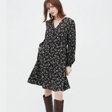Віскозна сукня UNIQLO на ґудзиках